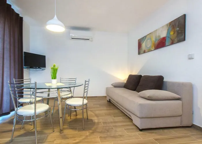 Apartments Labor